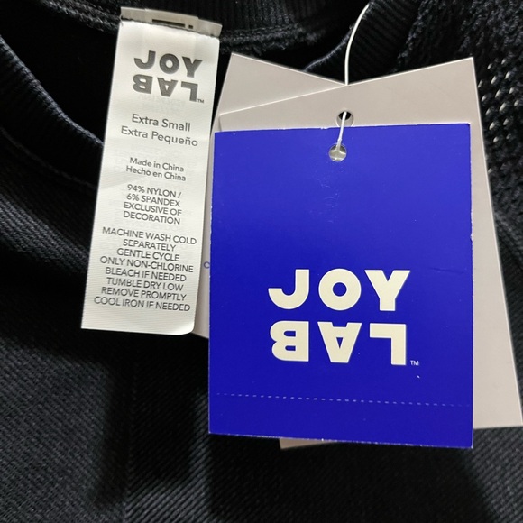 NWT JoyLab Women’s Seamless Crop Short Sleeve Shirt Size XS Flexible Knit Black - Picture 11 of 13